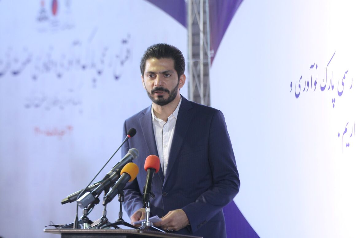 فعالیت شرکتهای فناور در صنعت نفت تسهیل میشود فعالیت شرکتهای فناور در صنعت نفت تسهیل میشود