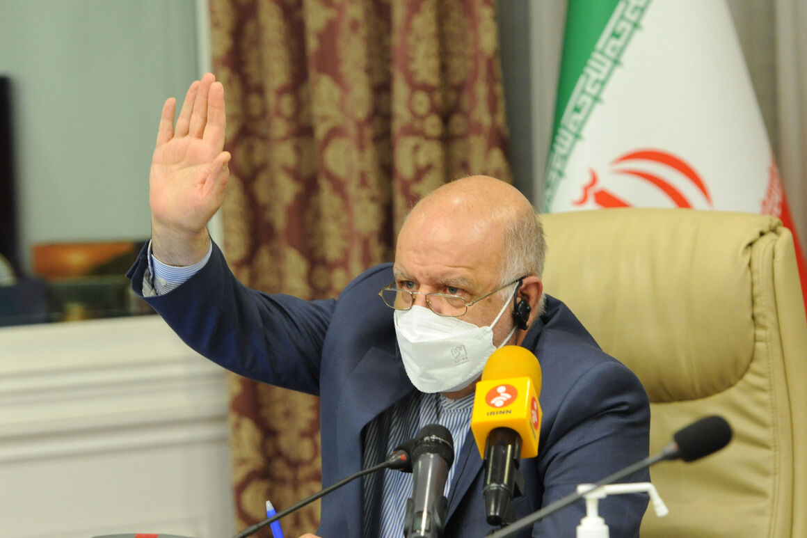 زنگنه: ایران پس از تحریم در کوتاهترین زمان ممکن به بازار برمیگردد