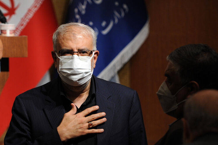 دیدار و گفتوگوی جواد اوجی، وزیر نفت با معاونان و مدیران ارشد صنعت نفت در سالن شهید بهشتی ساختمان مرکزی وزارت نفت