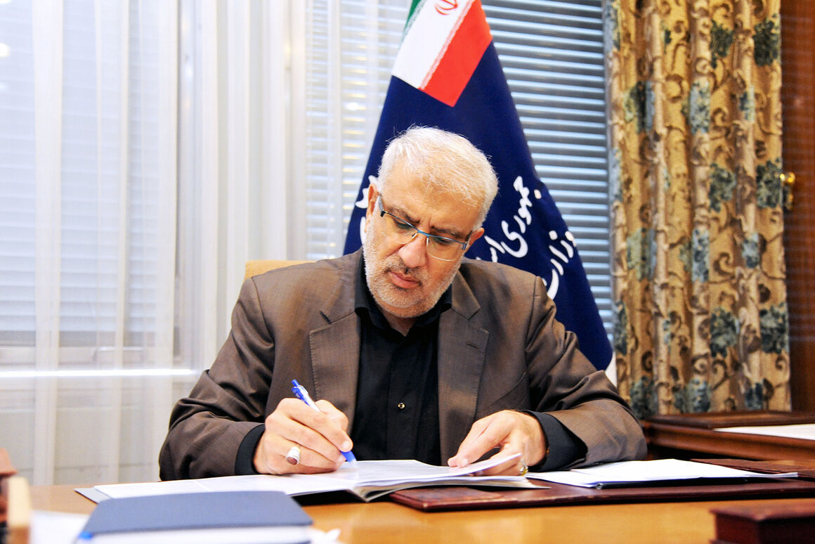 تسلیت وزیر نفت برای درگذشت مدیر حسابرسی داخلی شرکت ملی گاز تسلیت وزیر نفت برای درگذشت مدیر حسابرسی داخلی شرکت ملی گاز