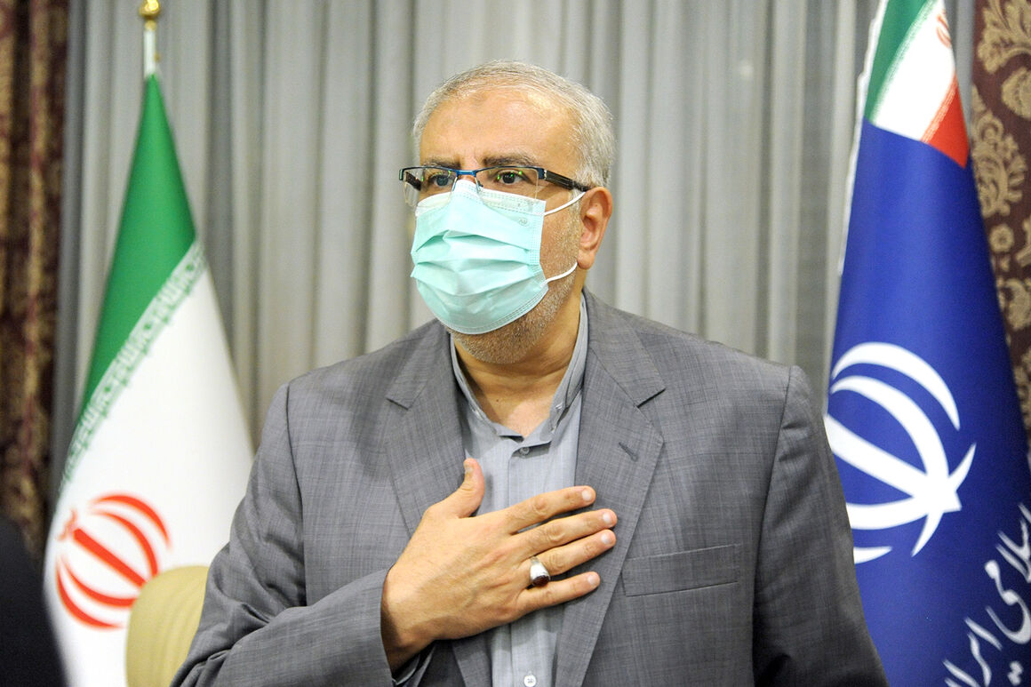 قدردانی وزیر نفت از مردم در پی اختلال در عرضه سوخت قدردانی وزیر نفت از مردم در پی اختلال در عرضه سوخت