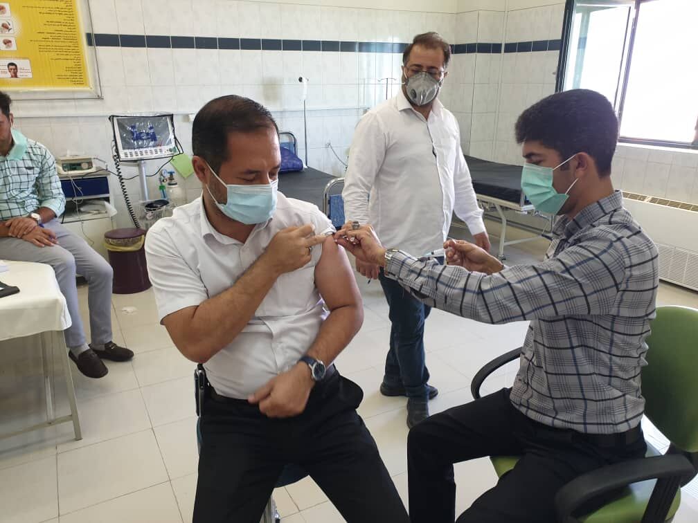 انجام واکسیناسیون کارکنان پالایشگاه‌های گاز ایران