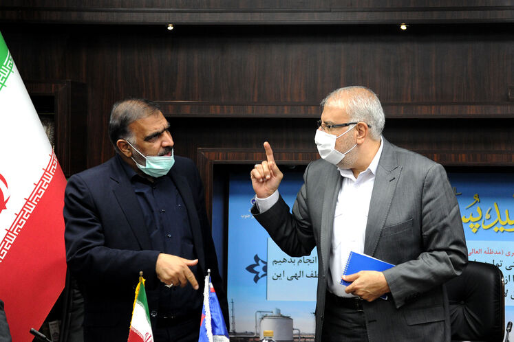 جواد اوجی، وزیر نفت و فریدون حسنوند، رئیس کمیسیون انرژی مجلس شورای اسلامی