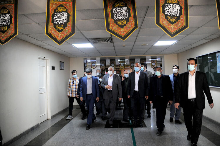 نشست وزیر نفت با مسئولان و مدیران ارشد صنعت نفت در خوزستان