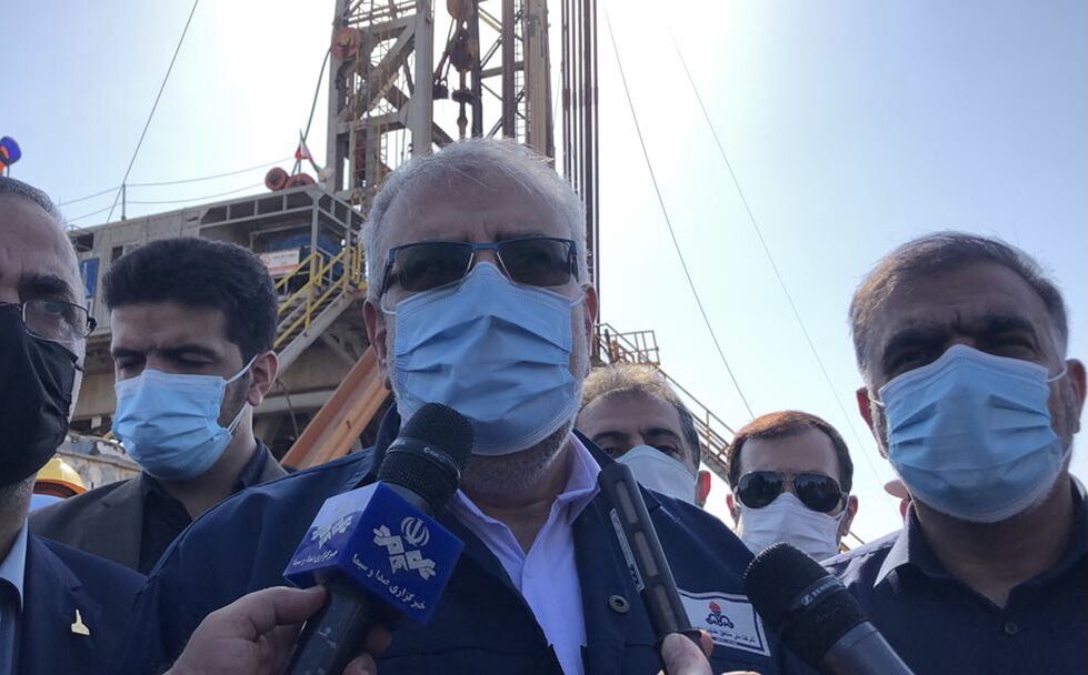 Oil Min. Invites Domestic Foreign Investors Oil Min. Invites Domestic Foreign Investors
