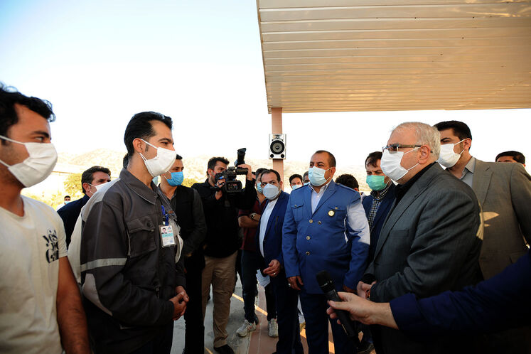بازدید جواد اوجی، وزیر نفت از پالایشگاه گاز ایلام