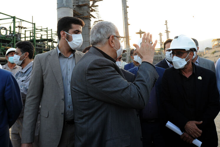 بازدید جواد اوجی، وزیر نفت از طرح در حال اجرای واحد تبدیل پروپیلن به پلی‌پروپیلن