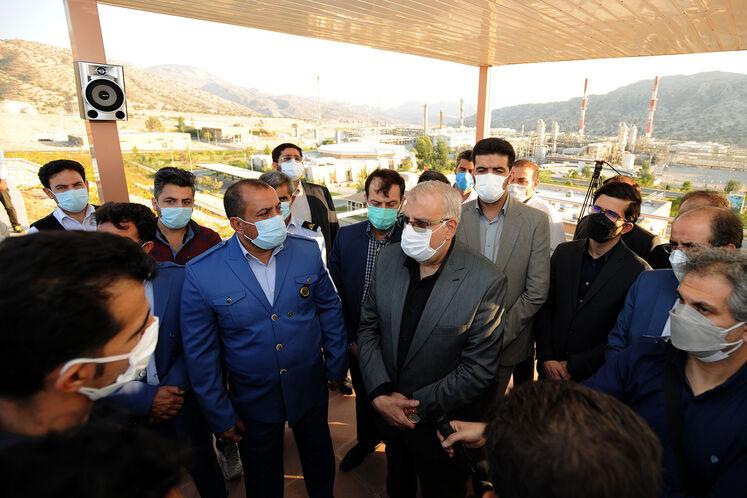 بازدید جواد اوجی، وزیر نفت از پالایشگاه گاز ایلام