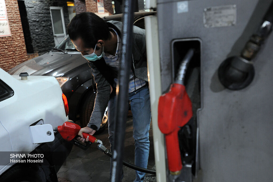 سوخت توزیعی در استان تهران استاندارد است