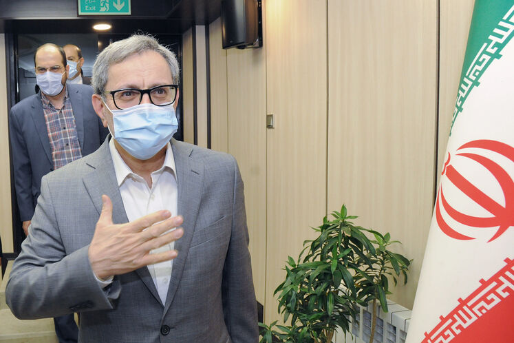 آیین تودیع و معارفه مدیران عامل پیشین و جدید اویک