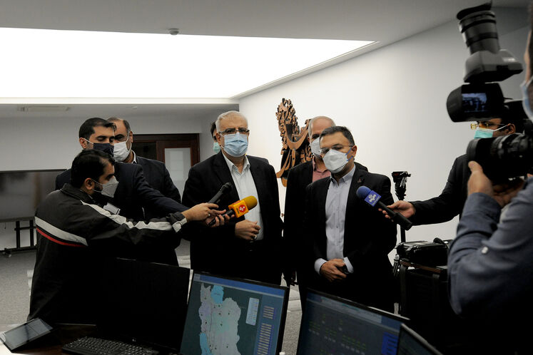 بازید سرزده جواد اوجی، وزیر نفت از مدیریت دیسپچینگ شرکت ملی گاز ایران