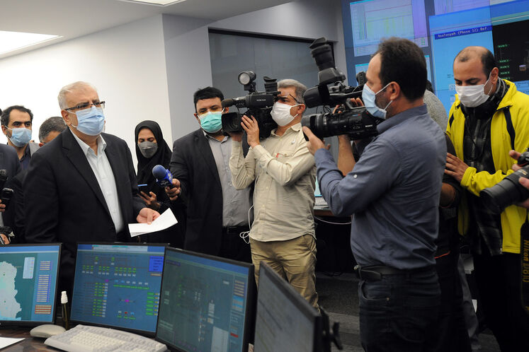 بازید سرزده جواد اوجی، وزیر نفت از مدیریت دیسپچینگ شرکت ملی گاز ایران