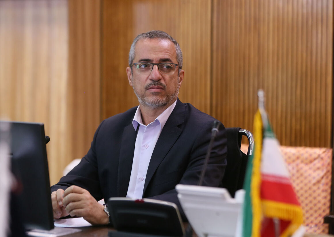 اکتشافات نفتی در جنوب غرب ایران/ کشف ۳ میلیارد بشکه نفت و ۳۰ تریلیون فوت مکعب گاز تا افق ۱۴۰۵ اکتشافات نفتی در جنوب غرب ایران/ کشف ۳ میلیارد بشکه نفت و ۳۰ تریلیون فوت مکعب گاز تا افق ۱۴۰۵