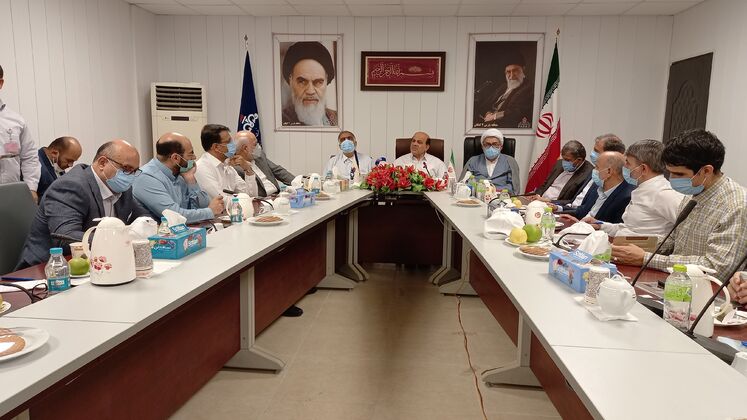 بازدید اعضای کمیسیون انرژی مجلس شورای اسلامی از تأسیسات پارس جنوبی