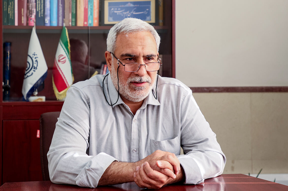 راکتور واحد آیزوماکس پالایشگاه نفت امامخمینی (ره) شازند تعمیر شد راکتور واحد آیزوماکس پالایشگاه نفت امامخمینی (ره) شازند تعمیر شد