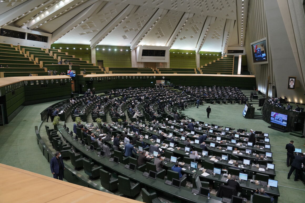 سؤال ملی نماینده تهران در مجلس از وزیر نفت اعلام وصول شد