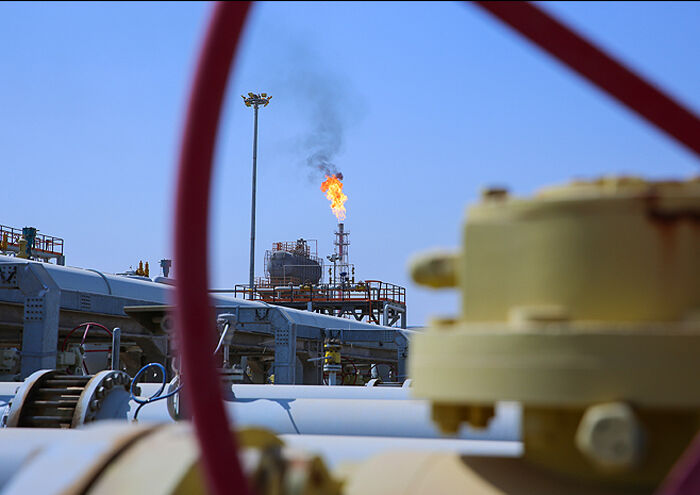 برنامه‌ریزی وزارت نفت برای جمع‌آوری گازهای همراه ۵۲ مشعل در شرق کارون