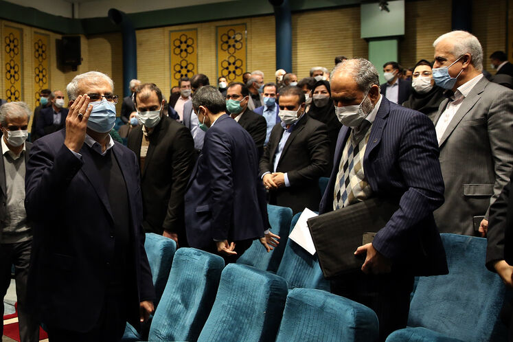 حضور جواد اوجی، وزیر نفت در آیین گرامیداشت روز ملی صنعت پتروشیمی (هشتم دی)