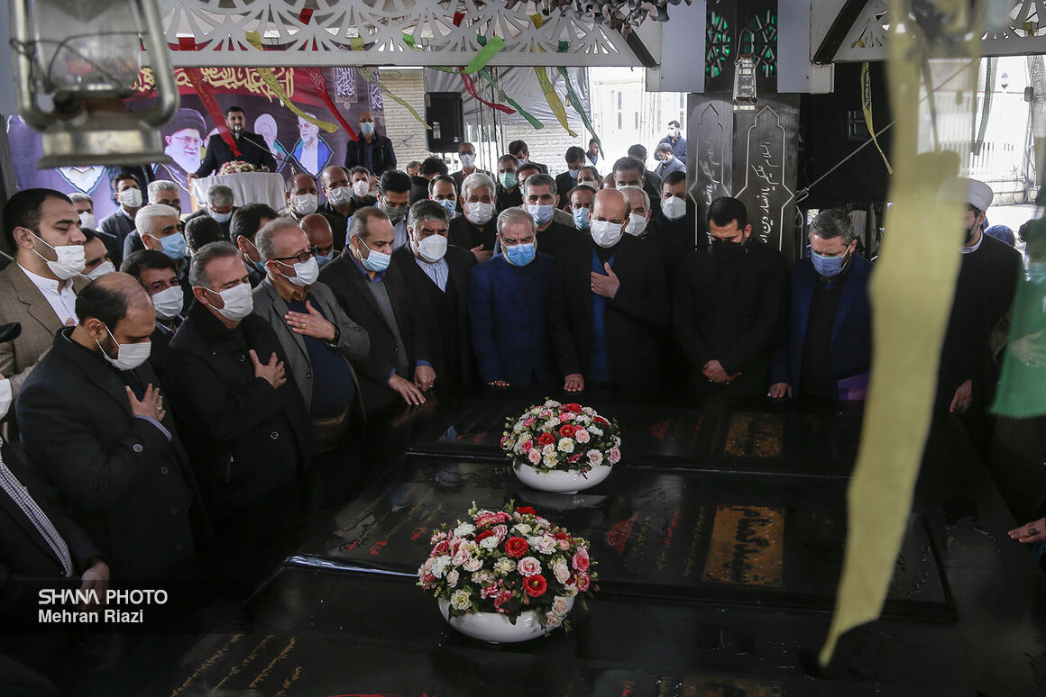 بزرگداشت دومین سالگرد شهادت سردار سلیمانی در مقبرةالشهدای وزارت نفت