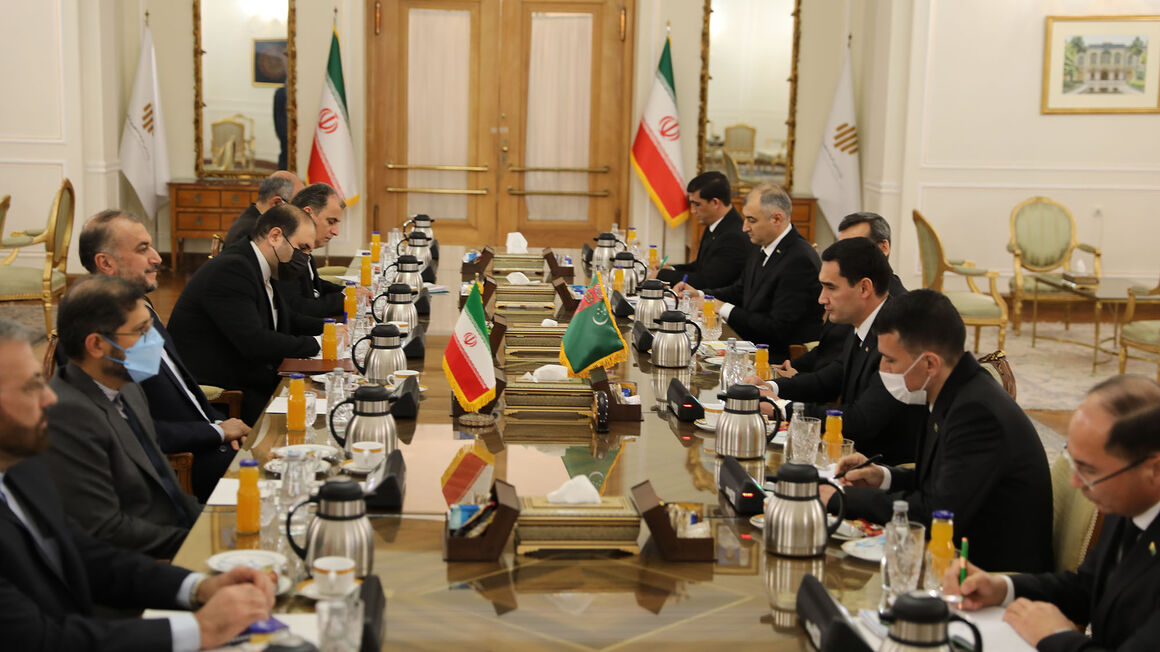 روند همکاری‌های ایران و ترکمنستان در حوزه‌های انرژی، حمل‌ونقل و ترانزیت بررسی شد