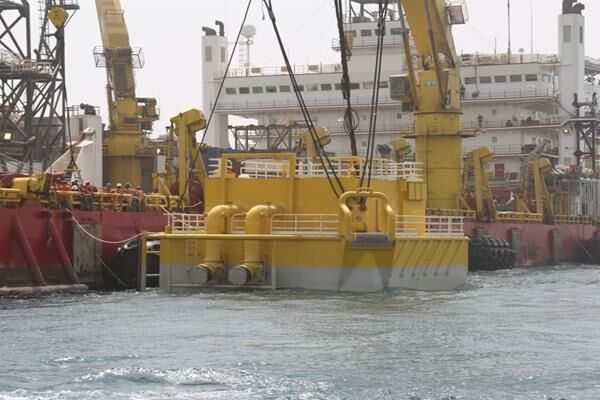 گوی شناور پایانه نفتی جاسک در موقعیت دریایی خود قرار دارد