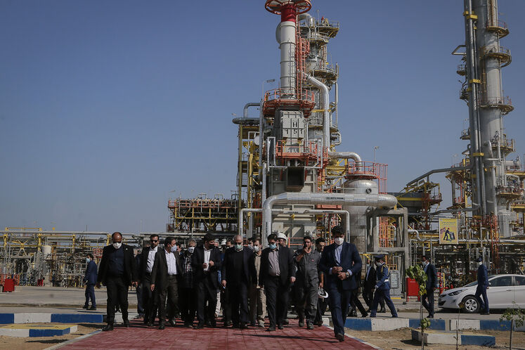 بازدید جواد اوجی، وزیر نفت از پروژه  پالایشگاه پارس بهین پالایش نفت قشم