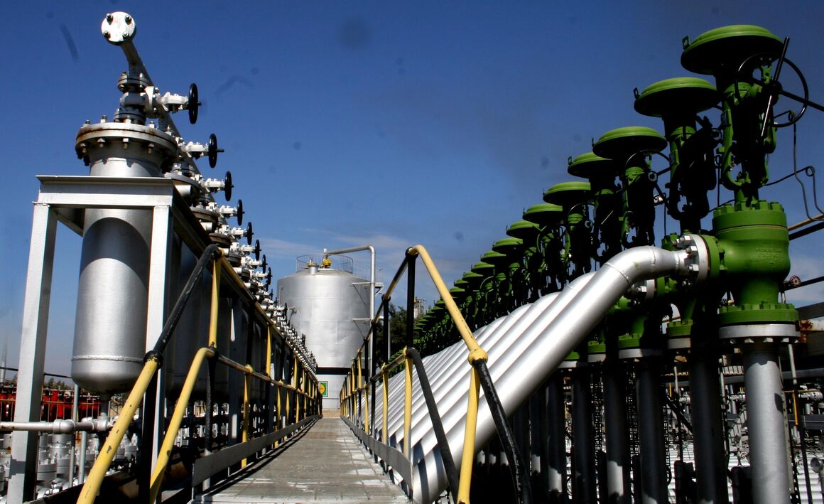 ۱۴۶ استاندارد صنعت نفت در شرکت ملی نفت ایران ملی‌سازی می‌شود