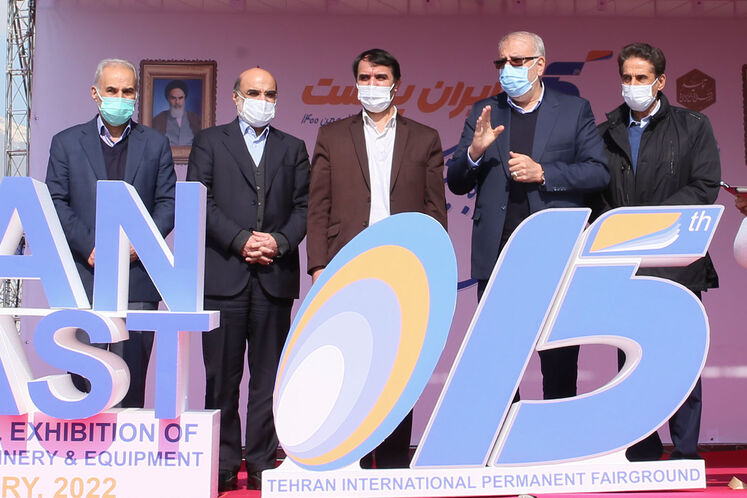 آیین گشایش رسمی پانزدهمین نمایشگاه بین‌المللی ایران‌پلاست با حضور جواد اوجی، وزیر نفت