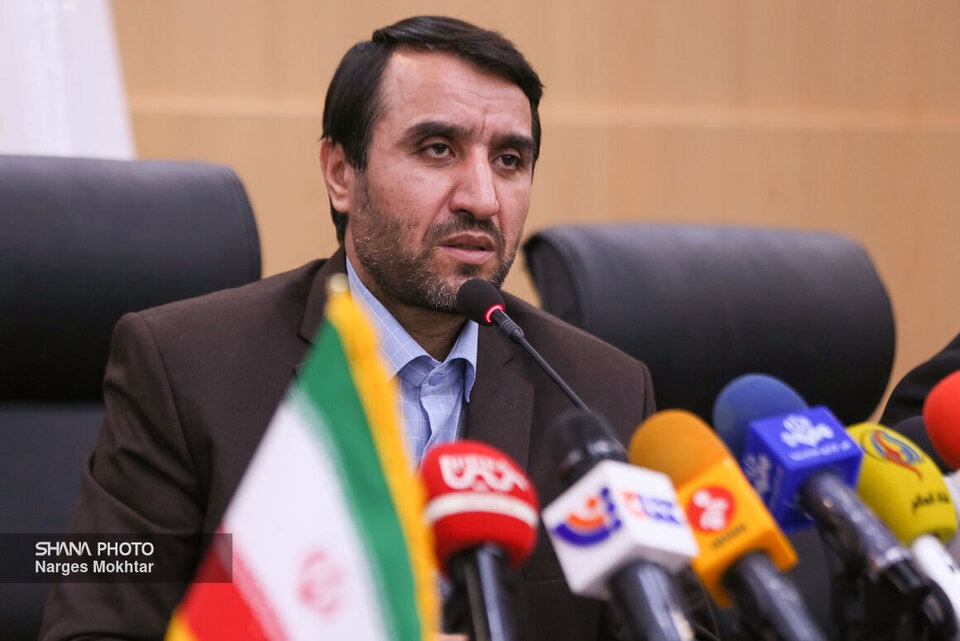 نشست خبری مدیرعامل شرکت ملی صنایع پتروشیمی نشست خبری مدیرعامل شرکت ملی صنایع پتروشیمی