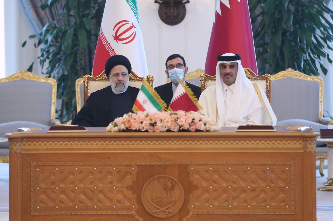 Iran, Qatar Sign 14 Cooperation Documents
