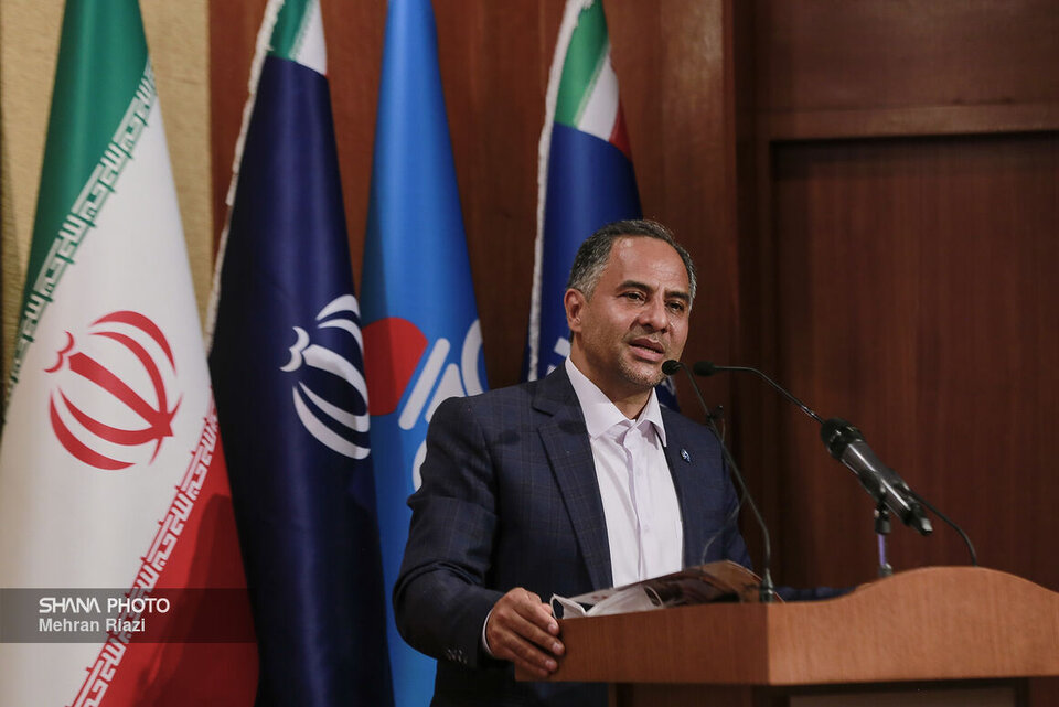 بانک تجارت خواهان مشارکت در طرحهای توسعهای صنعت نفت است بانک تجارت خواهان مشارکت در طرحهای توسعهای صنعت نفت است