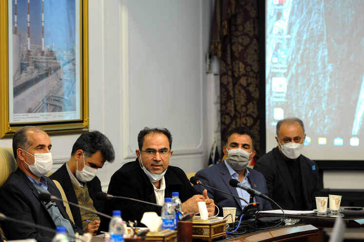 نشست مدیران پالایشگاه‌ها و پتروپالایشگاه‌ها با حضور وزیر نفت