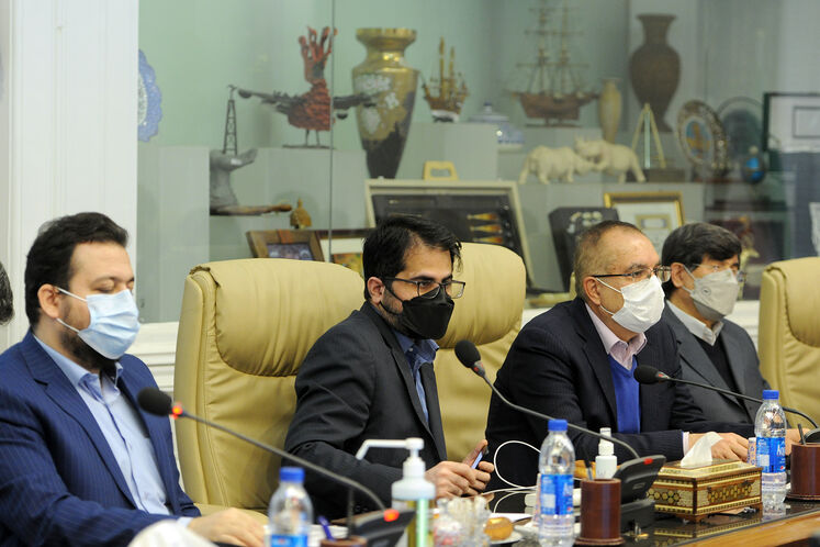 نشست مدیران پالایشگاه‌ها و پتروپالایشگاه‌ها با حضور وزیر نفت
