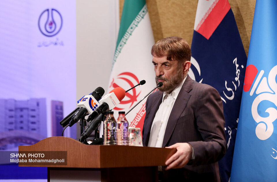 اجرای مقدمات خودکفایی در تولید کک اسفنجی و سوزنی بهصورت یک برنامه ملی