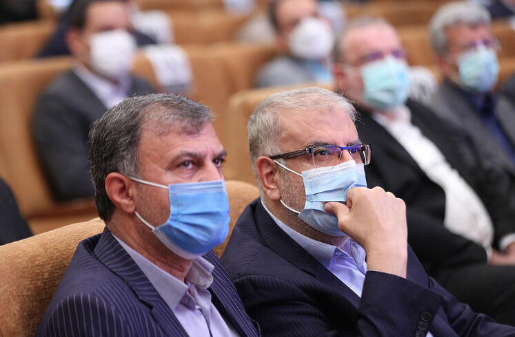 جواد اوجی، وزیر نفت و احمد مرادی، نماینده مردم بندرعباس در مجلس شورای اسلامی