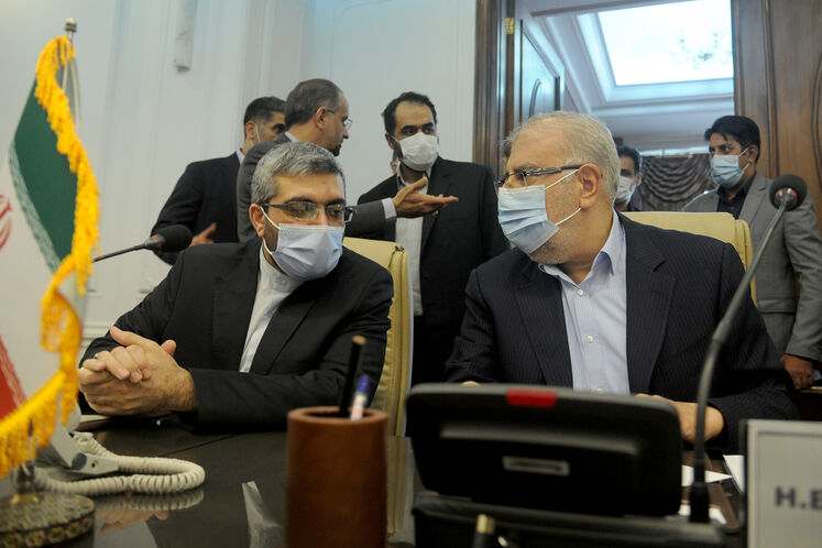 دیدار جواد اوجی، وزیر نفت با عادل کریم، وزیر برق عراق