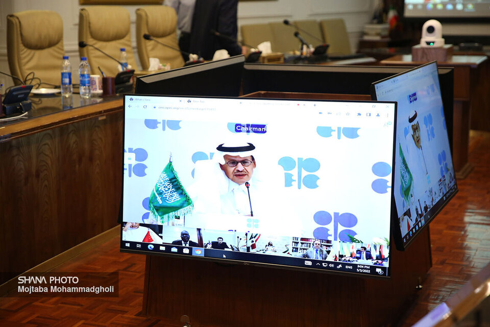 احتمال تداوم برنامه افزایش عرضه نفت اوپکپلاس در ماه اوت احتمال تداوم برنامه افزایش عرضه نفت اوپکپلاس در ماه اوت