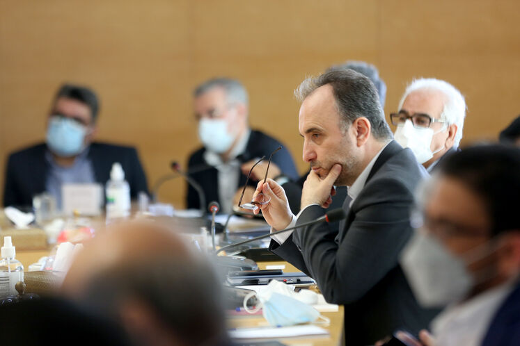 اسماعیل قنبری، مدیرعامل هلدینگ پارسیان