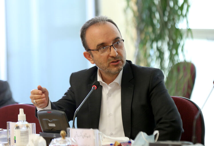 اسمعیل قنبری، مدیرعامل هلدینگ پارسیان