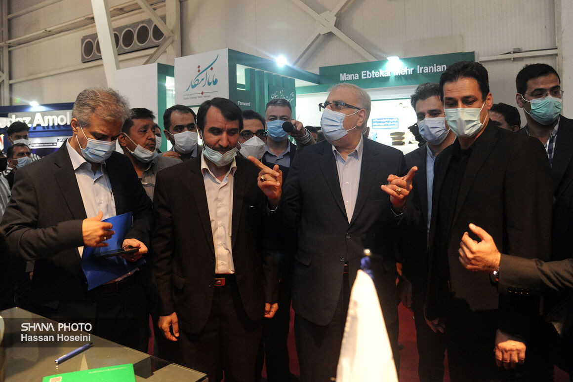 Petroleum Minister Visits 26th Iran Oil Show