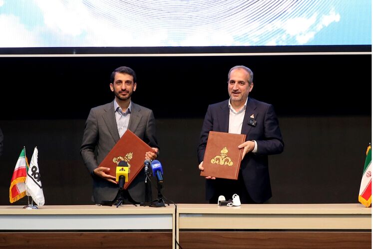 امضای تفاهمنامه شرکت ملی گاز ایران و فولاد مبارکه