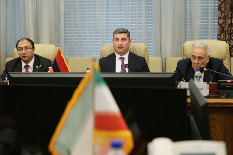 دیدار وزیر نفت با وزیر مدیریت منطقه‌ای و زیرساخت‌های ارمنستان