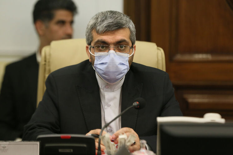 احمد اسدزاده،  سرپرست معاونت امور بین‌الملل و بازرگانی وزارت نفت 