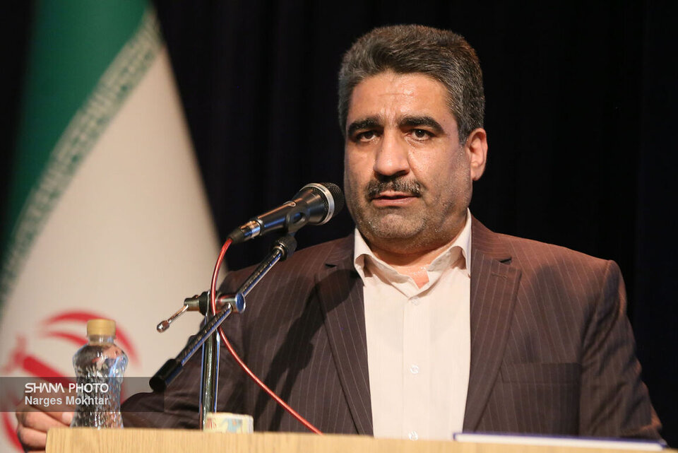 کارت سوخت آزاد جایگاهداران به مقدار کافی در جایگاهها وجود دارد کارت سوخت آزاد جایگاهداران به مقدار کافی در جایگاهها وجود دارد