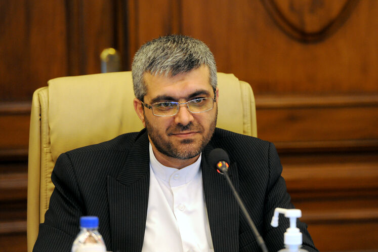 احمد اسدزاده، معاون وزیر نفت در امور بین‌الملل و بازرگانی