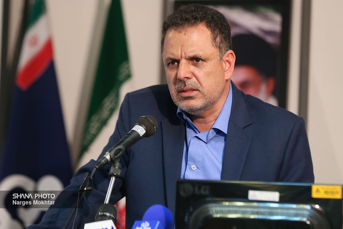 جلیل سالاری، مدیرعامل شرکت ملی پالایش و پخش فرآوردههای نفتی جلیل سالاری، مدیرعامل شرکت ملی پالایش و پخش فرآوردههای نفتی