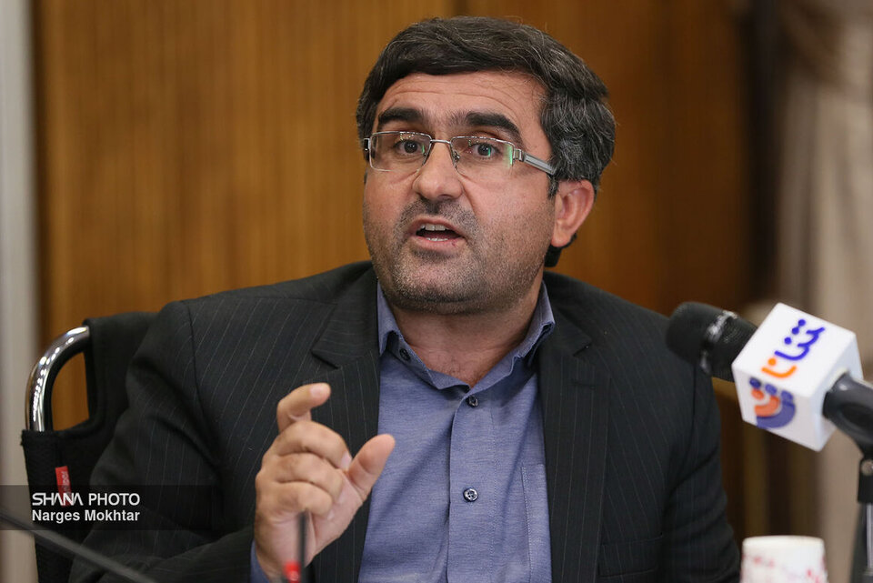 نگهداشت نیروی انسانی متخصص به دلگرمی نیاز دارد  نگهداشت نیروی انسانی متخصص به دلگرمی نیاز دارد