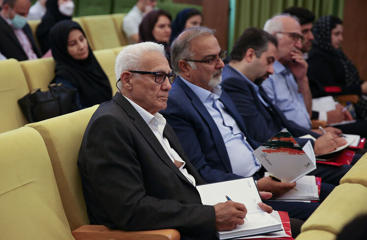 نشست تأمین مالی طرح احیای چاه‌های کم‌بازده و غیرفعال شرکت ملی نفت ایران از سوی شرکت‌های دانش‌بنیان و فناور