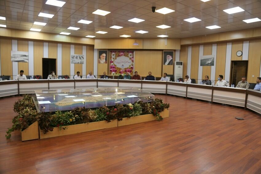 مسائل و مشکلات ورزش صنعت نفت در جزیره خارک بررسی شد مسائل و مشکلات ورزش صنعت نفت در جزیره خارک بررسی شد