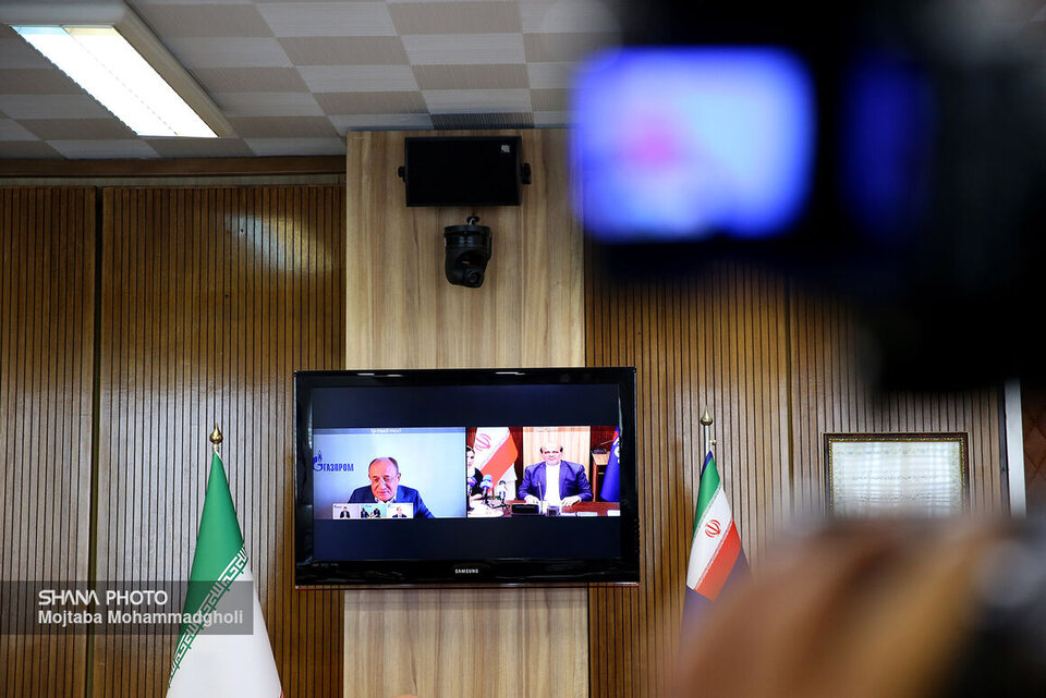 امضای تفاهم‌نامه همکاری راهبردی بین شرکت ملی نفت ایران و شرکت گازپروم